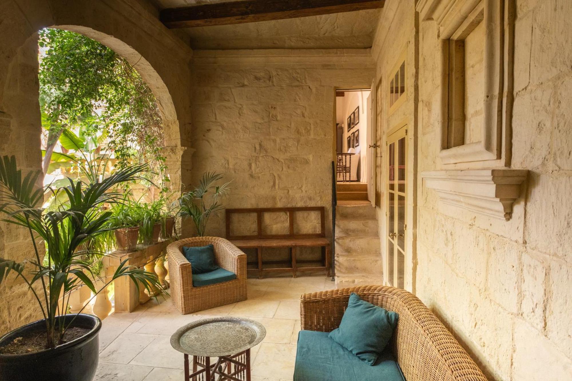 Casa San Rocco - Luxurious Grand 18Th C. Palace With Gardens & Pool Hal Ghaxiak Kültér fotó