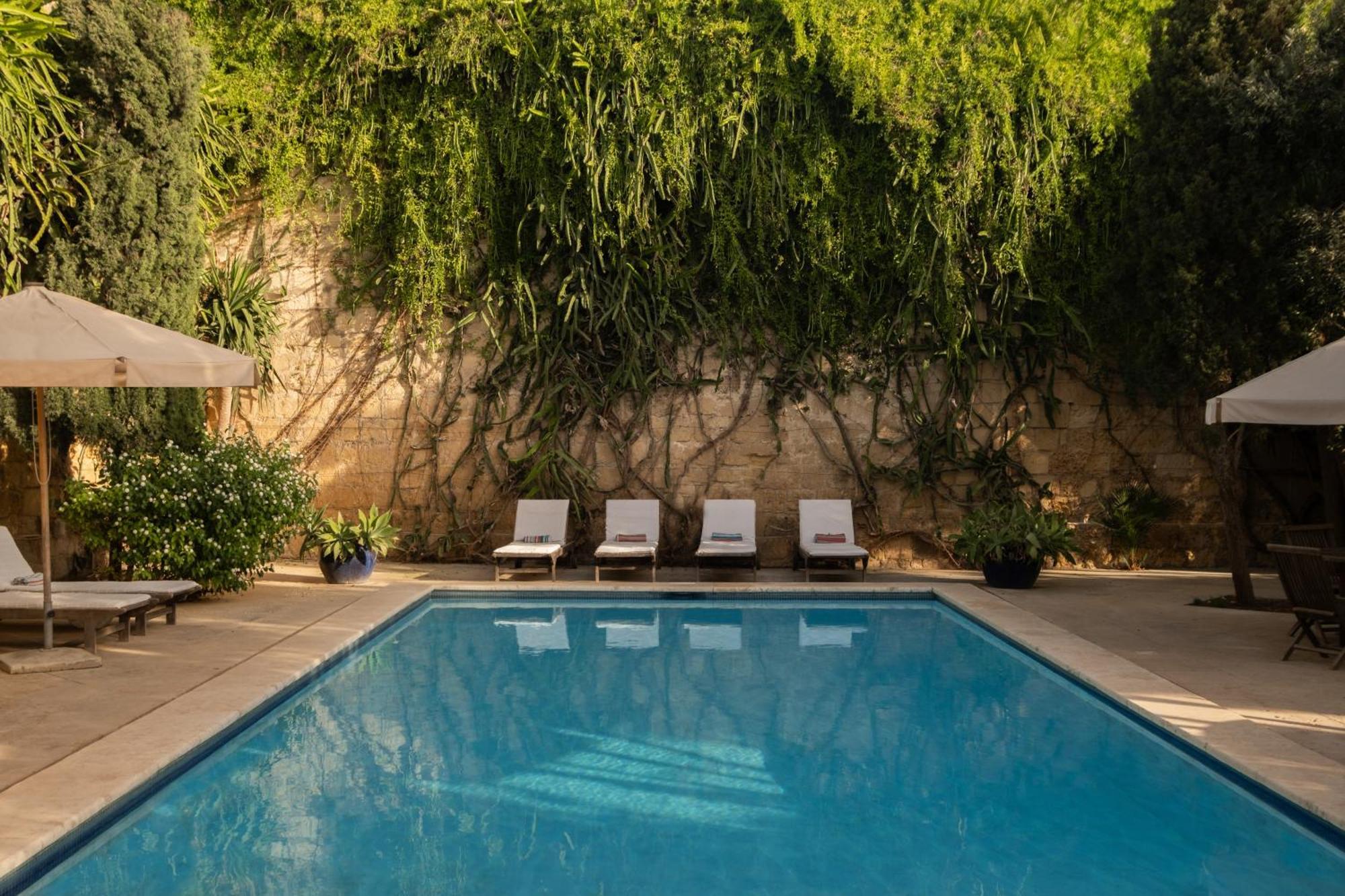 Casa San Rocco - Luxurious Grand 18Th C. Palace With Gardens & Pool Hal Ghaxiak Kültér fotó